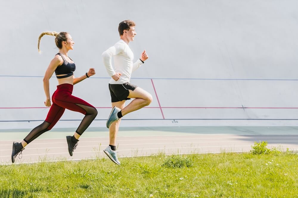 Side run. Спортивная медицина. Медицина и спорт картинки. Спортивная медицина картинки. Sports Medicine.